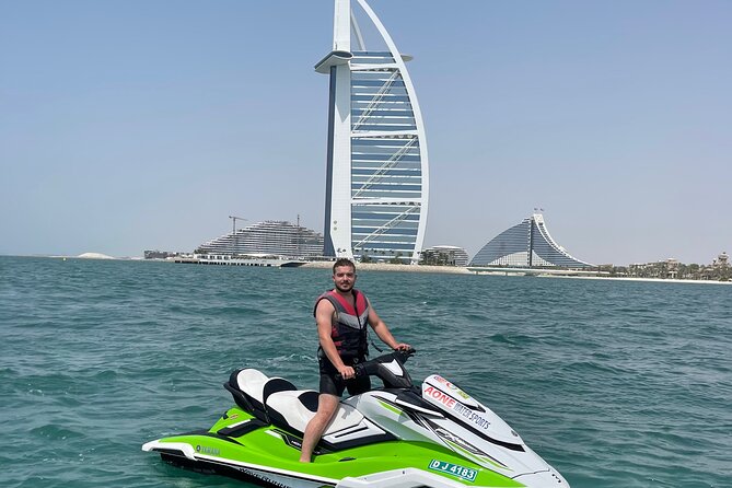 Dubai: 30Min Jet Ski To Burj Al Arab. - Stop at Burj Al Arab: where the photos fit in