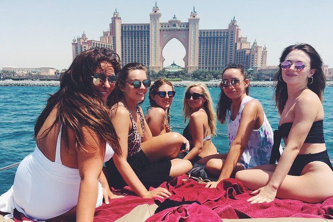 Dubai 3h Sea escape: Swim! Tan! Sightsee! - Picnic on the water, plus the onboard comfort details that matter