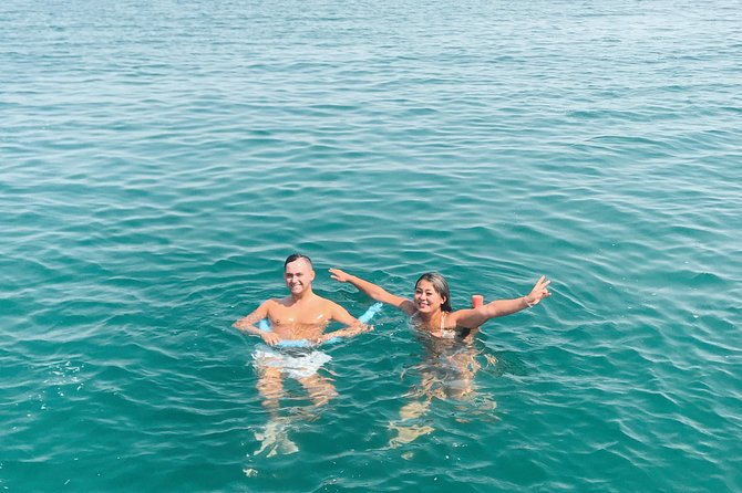 Dubai 3h Sea escape: Swim! Tan! Sightsee! - Price and value: is $435 per group a smart deal?