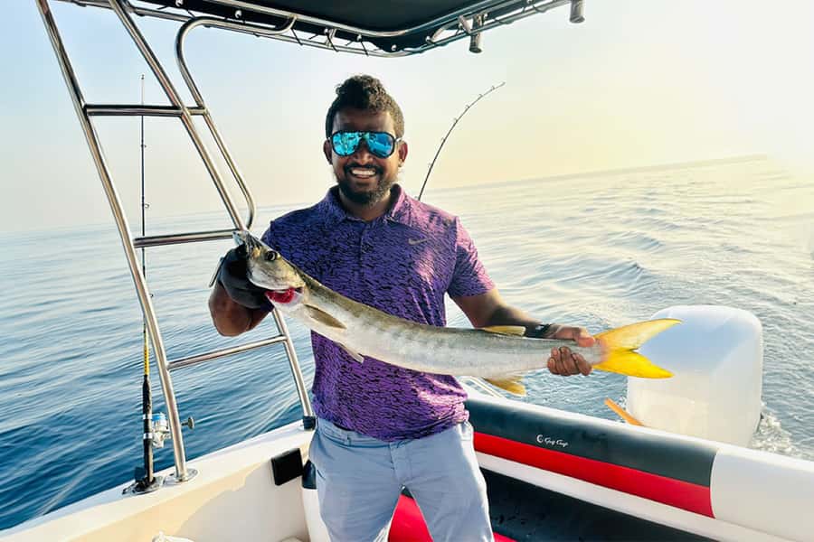 Dubai: 4-Hour Deep Sea Fishing, Trolling, Casting - Price and Value: What $389 Per Group Really Means