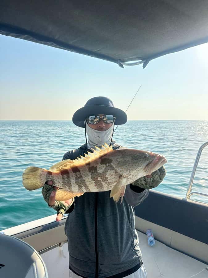 Dubai: 4-Hour Private Deep Sea/Trolling Fishing Trip - Cruising near the World Islands area for scenic time and real fishing time