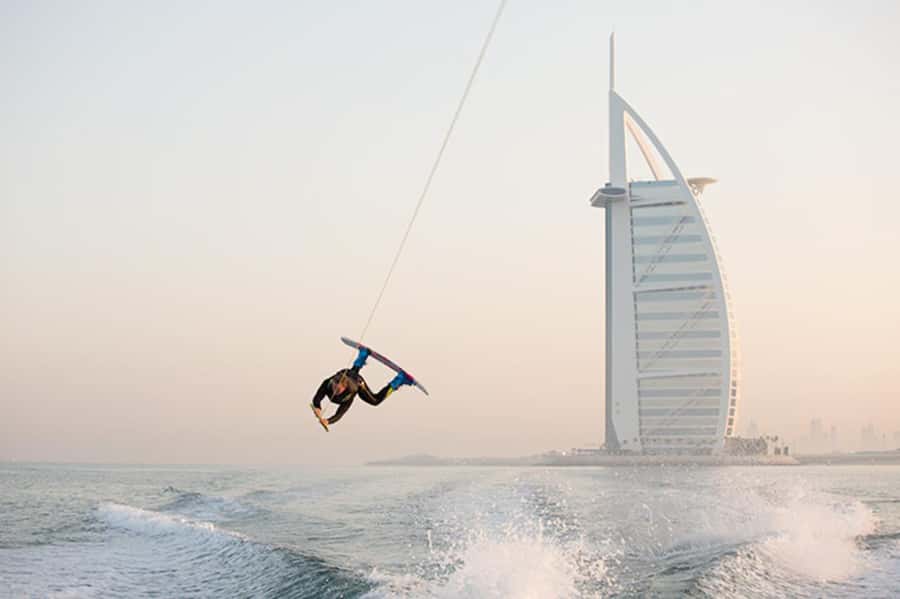 Dubai: 45Min Wakeboarding Experience - First Stop: Yoush Water Sports by Burj Al Arab