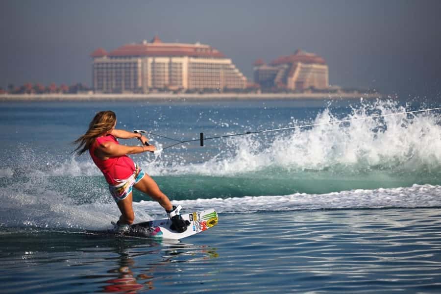 Dubai: 45Min Wakeboarding Experience - The 45-Minute Session, and How Sharing Works