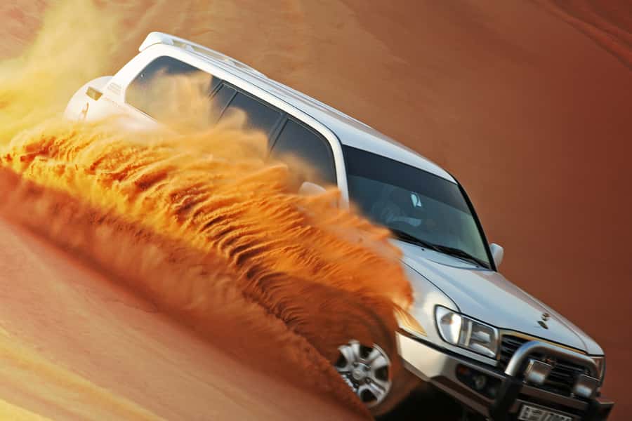 Dubai 4WD Evening Desert Safari - A 4WD rollercoaster with Bedouin dinner under Dubai’s stars