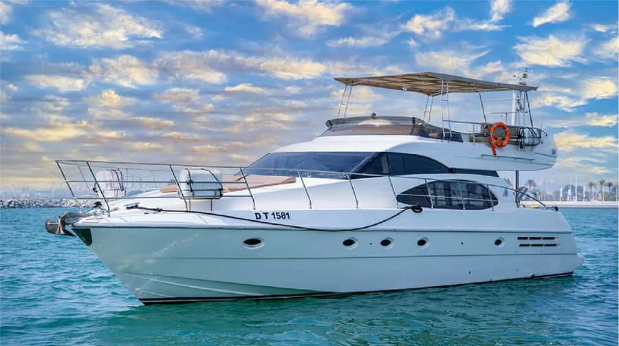 Dubai: 58-Feet Yacht Sea Trip - Entering the yacht at Centaurus Charter in Dubai Marina