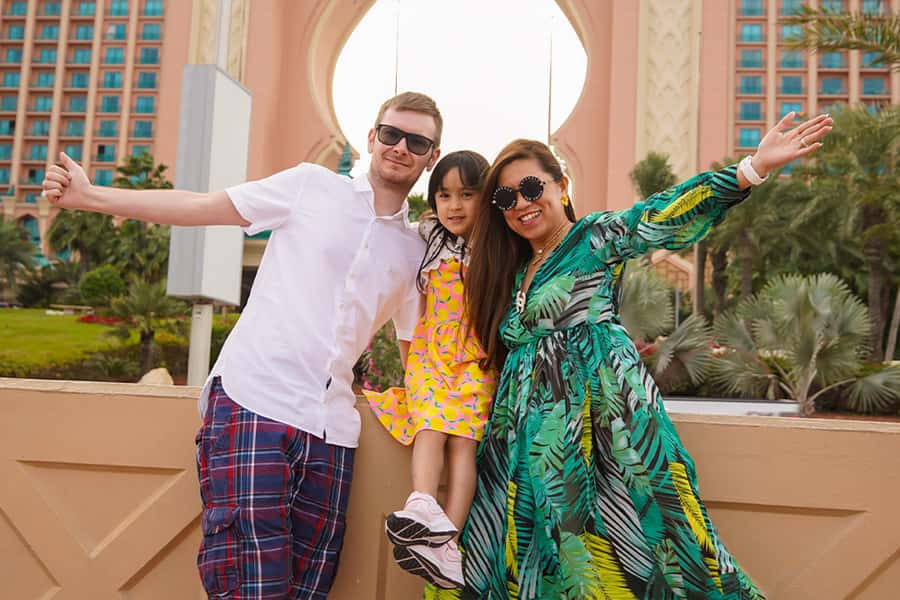 Dubai: 6-Hour Sunset Tour with Burj Khalifa Tickets - Burj Khalifa at night: the star stop, tickets, and queue reality