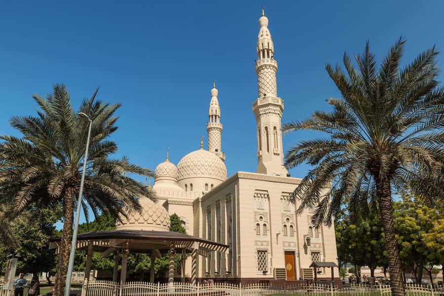 Dubai: 6-Hour Sunset Tour with Burj Khalifa Tickets - Palm Islands and the Atlantis photo stop