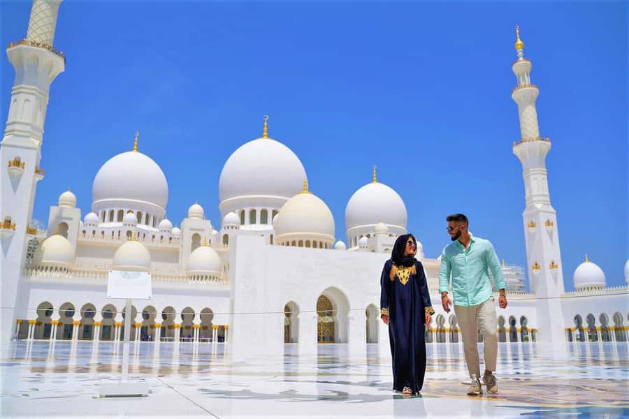 Dubai: Abu Dhabi Grand Mosque, Palace, and Heritage Village - Qasr Al Watan Palace: grand halls, peaceful gardens, and a UAE culture lens