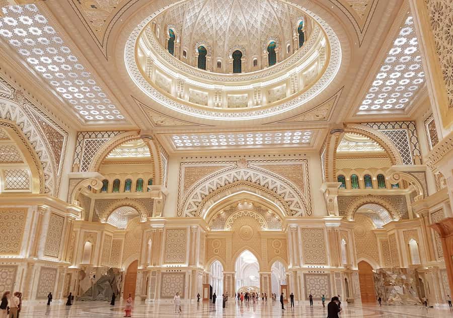 Dubai: Abu Dhabi Grand Mosque, Palace, and Heritage Village - Skyline and palace geography: seeing Abu Dhabi’s modern face without missing the culture