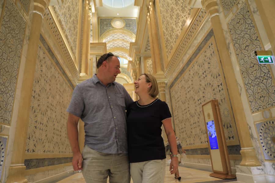 Dubai: Abu Dhabi Grand Mosque, Palace, and Heritage Village - Heritage Village: desert life context, live crafts, and quick market shopping