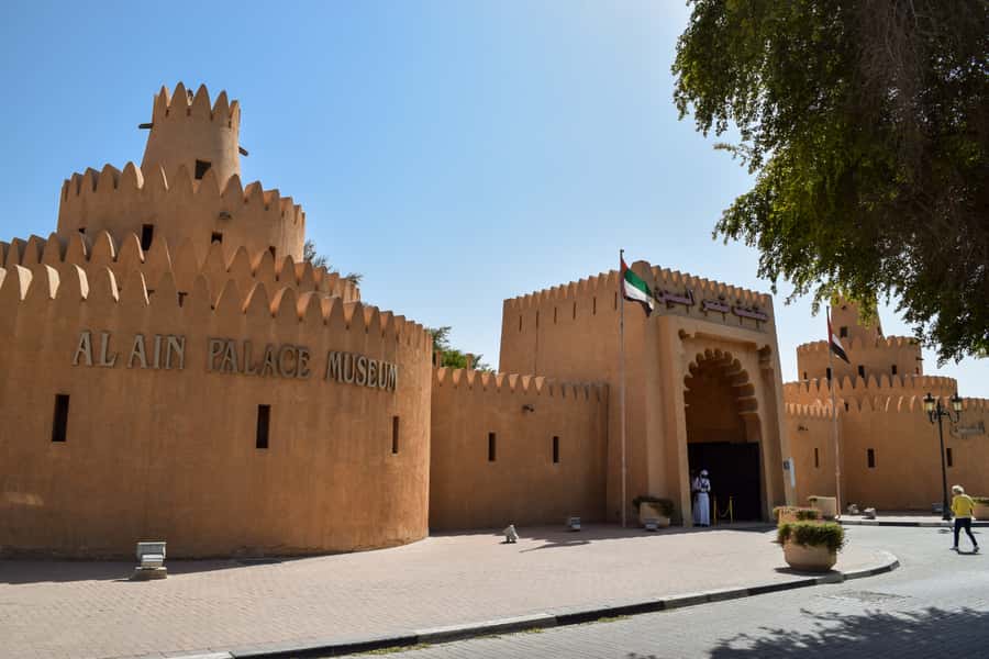 Dubai: Al Ain Oasis, Camel Market, Old Museum & Jebel Hafeet - Al Jahili Fort: heritage exhibits and presentations to wrap the day