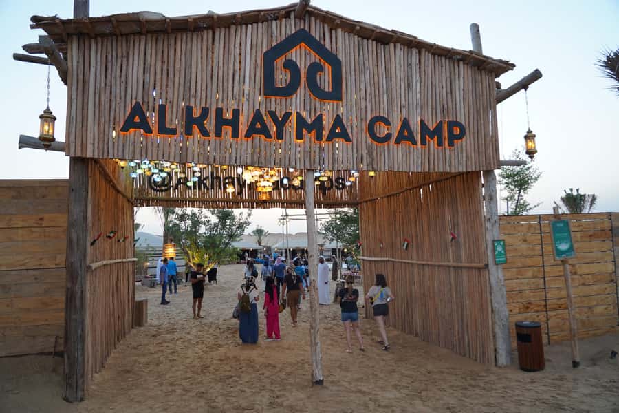 Dubai: Al Khayma Camp Experience with BBQ Dinner - Stargazing with a high-powered telescope: why the desert night matters