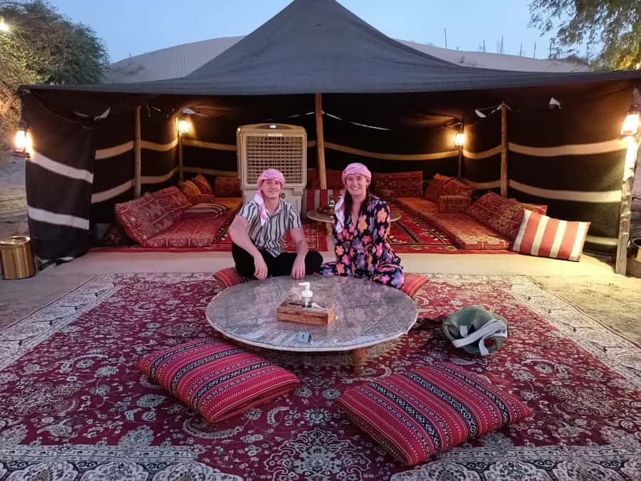 Dubai: Al Marmoom and Al Qudra Lakes Guided Tour with Dinner - Practical Tips That Make the Difference
