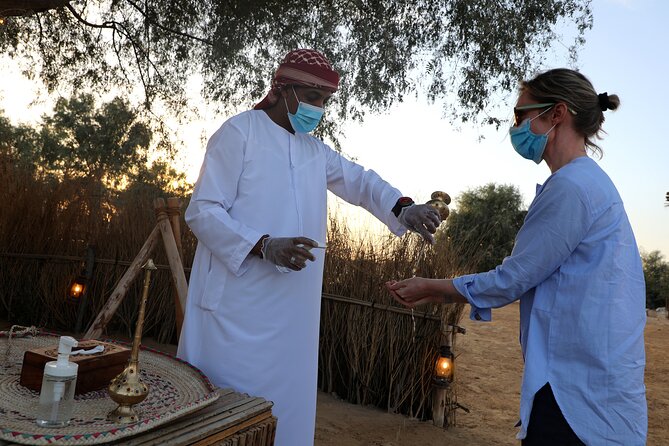 Dubai: Al Marmoom Oasis with Private Bedouin Tent & Dinner - Bedouin entertainment and the switch to stargazing mode