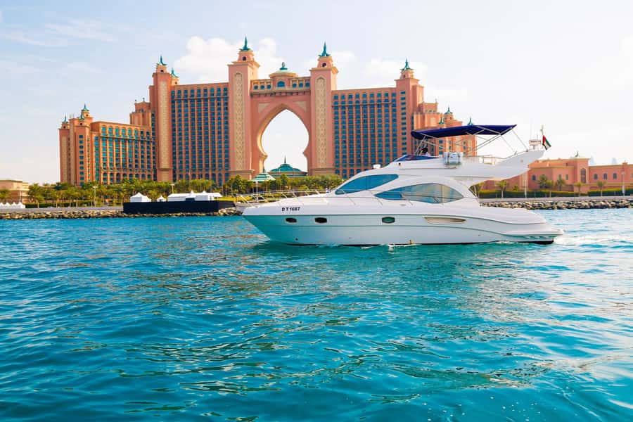 Dubai: Atlantis and Burj Al Arab Cruise on Luxury Yacht - Why a yacht cruise is a smart way to see Dubai’s icons
