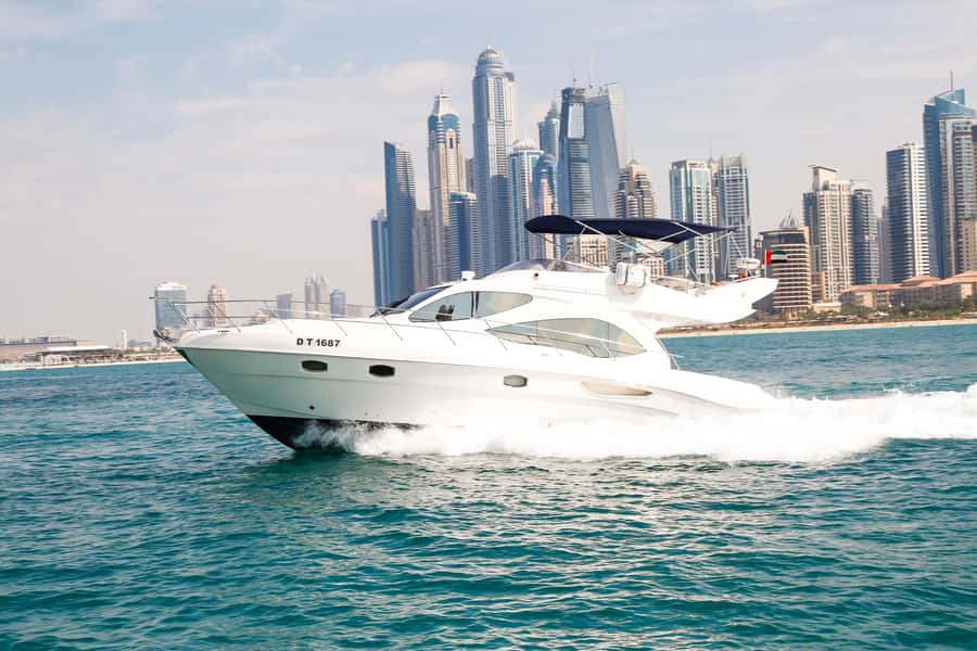 Dubai: Atlantis and Burj Al Arab Cruise on Luxury Yacht - Burj al Arab from the sea level, and why night lighting is the payoff