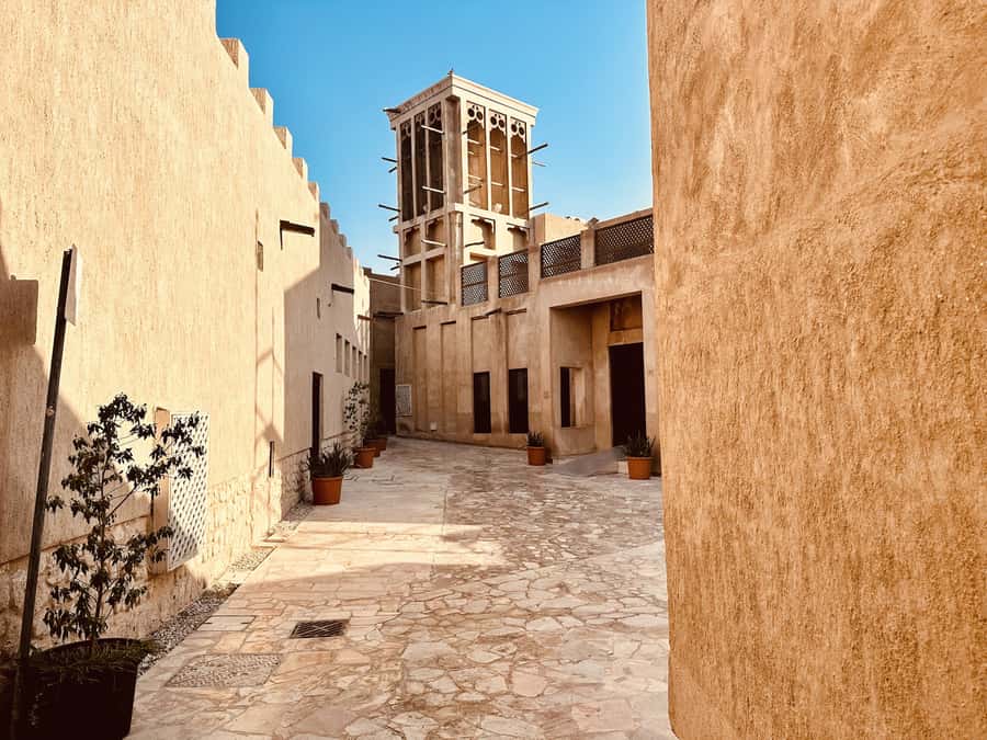 Dubai: Authentic Old Town, Souks, Tastings & Abra Boat Tour - Weather, comfort, and what to bring so the day stays pleasant