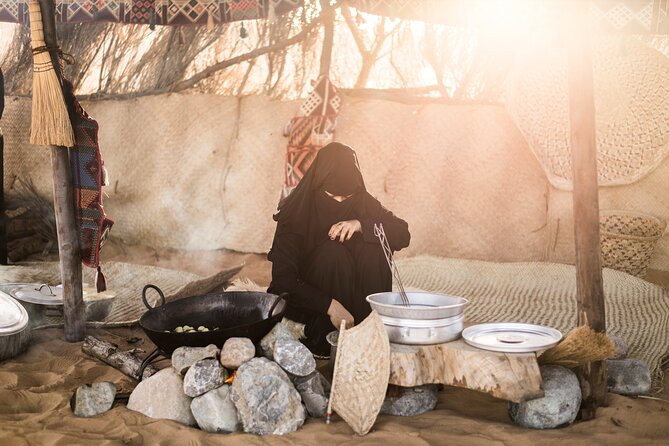 Dubai: Bedouin Culture Safari - Bedouin Breakfast and Storytelling: How the Morning Becomes Meaningful