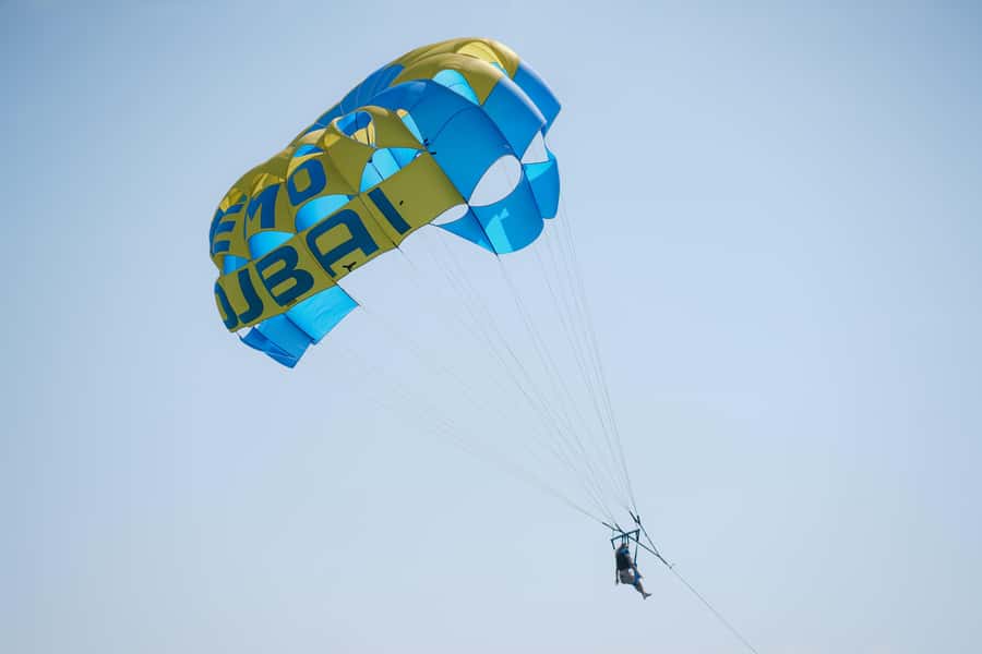 Dubai: Burj Al Arab Parasailing, Ice Cream, Pics, and Videos - The Flight: 10-12 Minutes in the Air at 50m