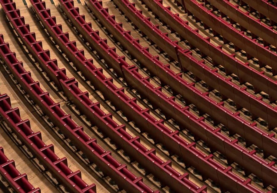 Dubai: Burj Khalifa Level 124, 125 with Dubai Opera Tour - Dubai Opera backstage tour: what it feels like behind the curtain