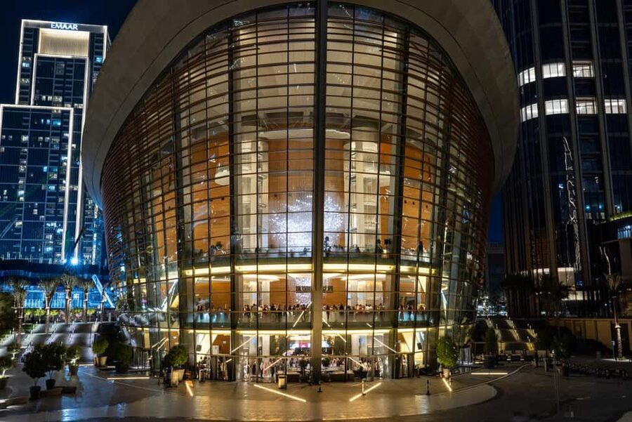 Dubai: Burj Khalifa Level 124, 125 with Dubai Opera Tour - Burj Khalifa Levels 124 and 125: the climb that tests your patience