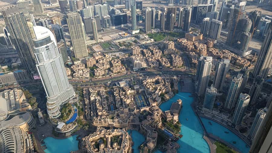 Dubai: Burj Khalifa VIP Sunset Tour with Porsche Transfer - Food and Drink You Actually Have Time to Enjoy