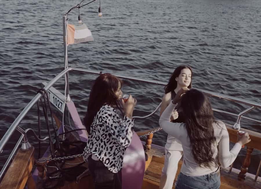 Dubai Creek Dhow Cruise with Unlimited Freshly Baked Pizza - Unlimited freshly baked pizza: what you get and how to time it