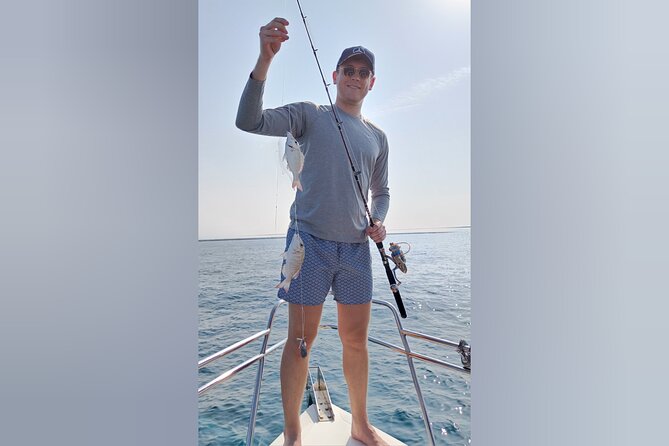 Dubai Deep Sea Fishing 4 hours + BBQ of Catch - How the day flows offshore, from bait fish to productive water