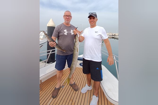 Dubai Deep Sea Fishing 4 hours + BBQ of Catch - Crew support and hands-on help, especially for kids and first-timers