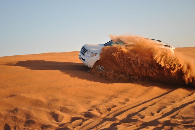 Dubai: Desert Safari, Camel Ride, Show & Optional Dinner - Hotel pickup and transfer time: what to expect before the sand