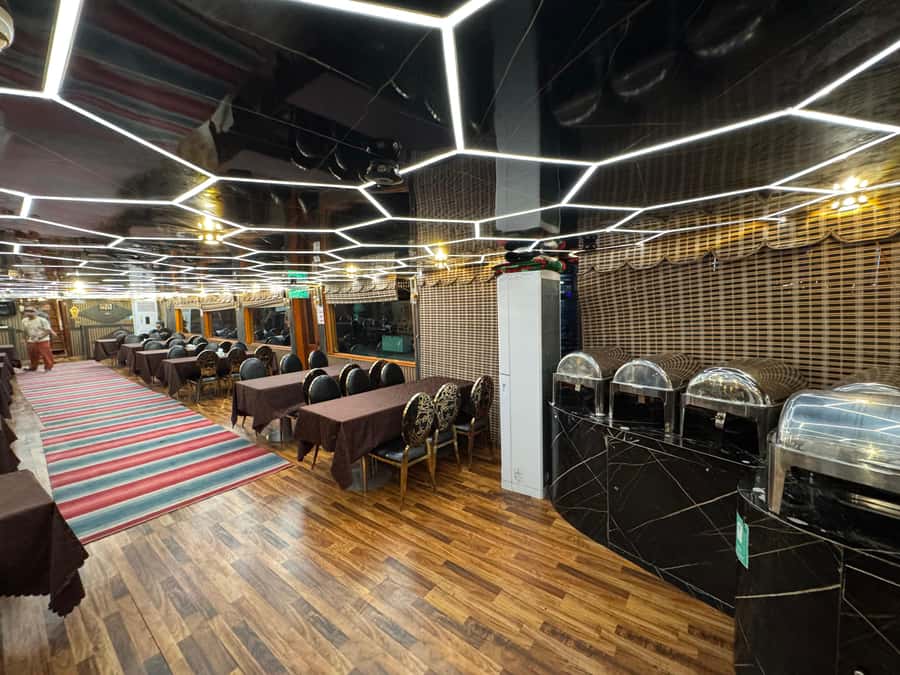 Dubai Dhow Cruise Creek,Marina Shows,Buffet & Drinks options - Buffet Dinner With Veg Options and Unlimited Soft Drinks