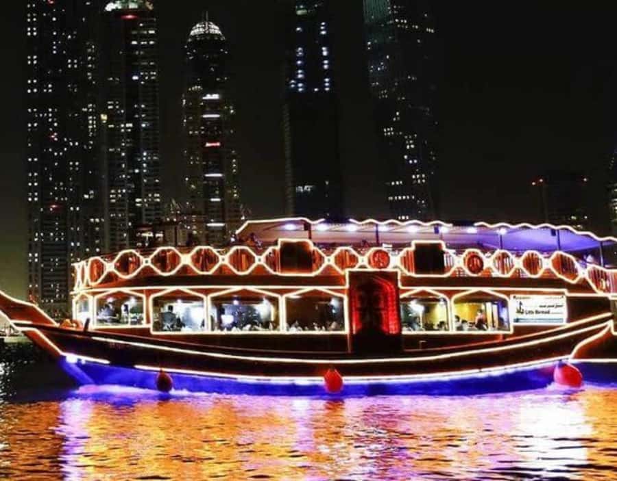 Dubai: Dhow Dinner Cruise on Creek or Marina with Live Shows - Live Music and Dance on Board: Fun Energy With a Noise Check