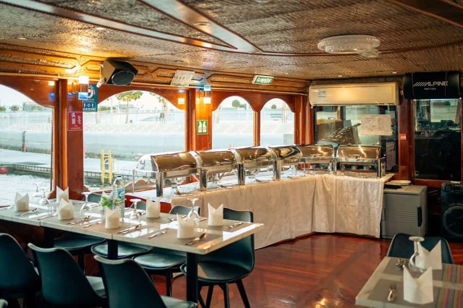 Dubai: Dinner Dhow Cruise with Live Entertainment Al Seef - Key Highlights You Should Care About
