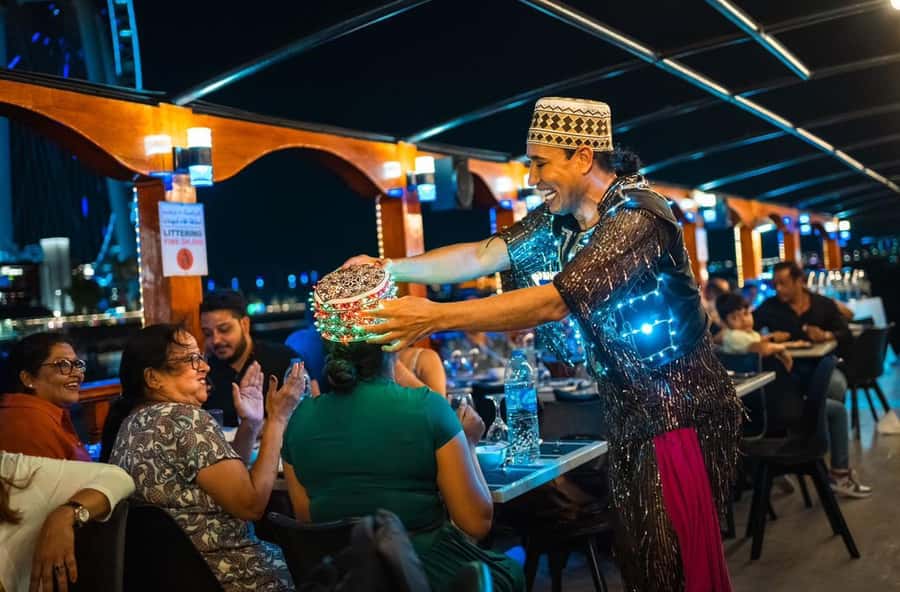Dubai: Dinner Dhow Cruise with Live Entertainment Al Seef - Why a $12 Dubai Creek Dhow Dinner Makes Sense