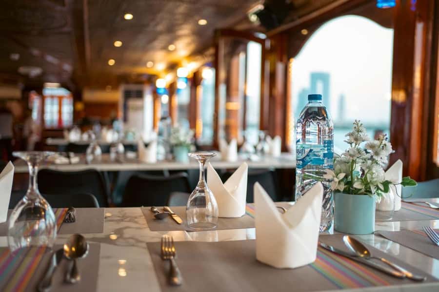 Dubai: Dinner Dhow Cruise with Live Entertainment Al Seef - Views After Sunset: Where the Night Magic Comes From