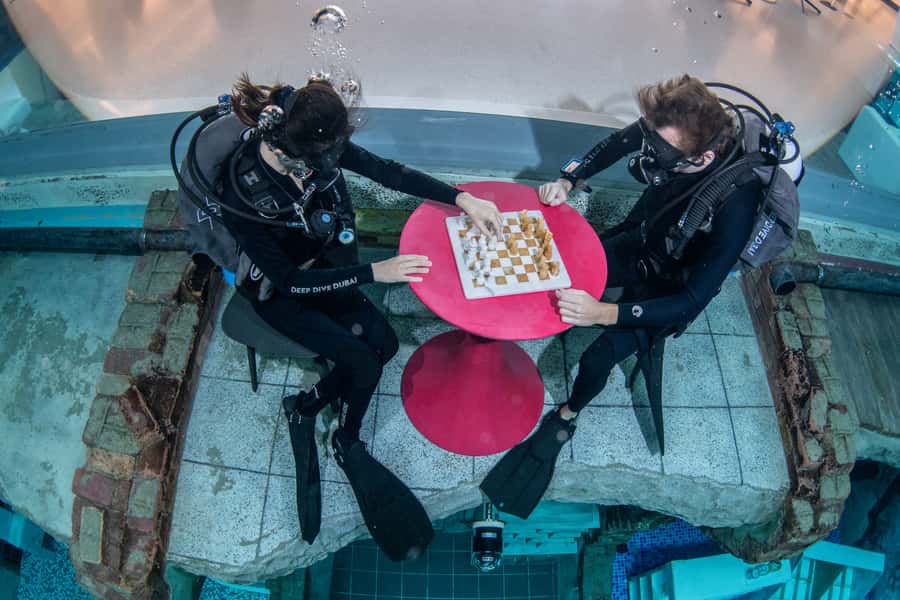 Dubai: Discover Scuba Dive for Beginners at Deep Dive - Key things to know before you book