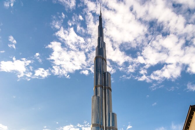 Dubai Discovery Tour - Half Day - Al Fahidi Fort area and Dubai Museum vibe, plus the abra ride