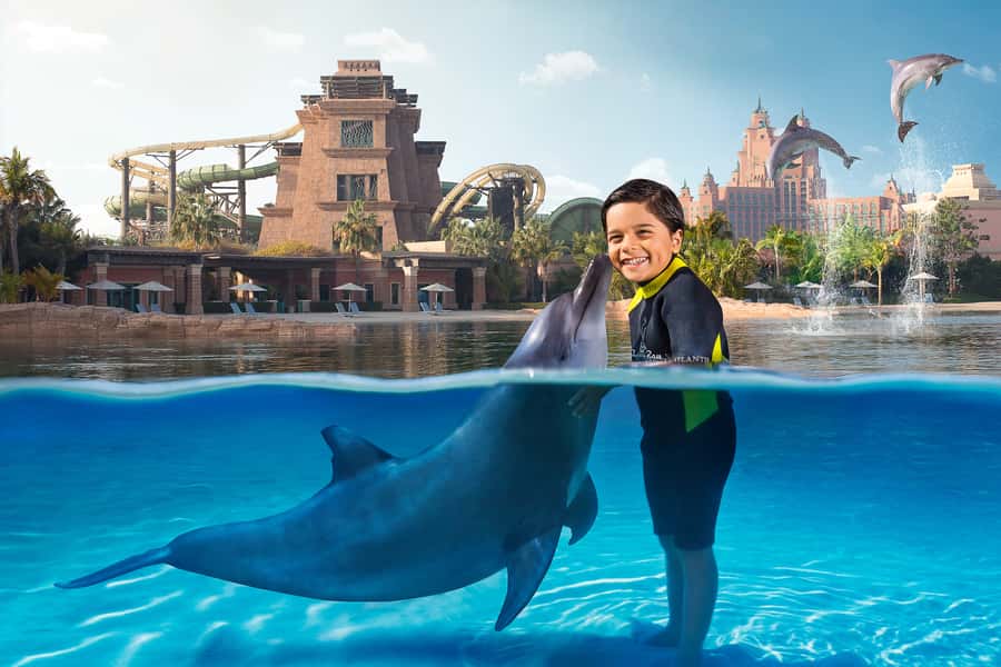 Dubai: Dolphin Encounter & Aquaventure Waterpark Ticket - Dolphin Bay at Atlantis the Palm, your briefing starts the right way