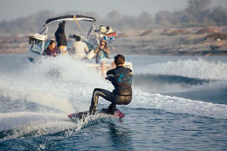 Dubai: Dubai Marina Wakesurfing or Wakeboarding Experience - Safety Briefing and Skill Lesson: The Part That Makes You Better Fast