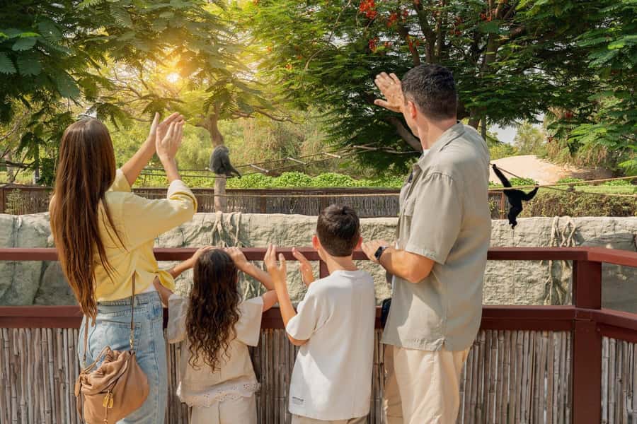 Dubai: Dubai Safari Park Entry Pass - Dubai Safari Park in Al Warqa: 3,000 Animals Without the Zoo Feeling