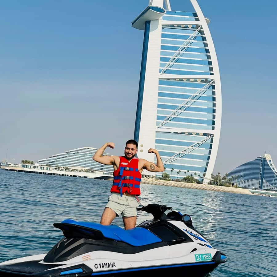 Dubai: Experience Jet Ski to Burj Al Arab +PICTURES & VIDEOS - Complimentary photos and videos: what you should expect