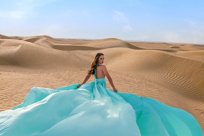 Dubai Flying Dress Private Photoshoot in the Desert - Dubai Flying Dress in the desert: what you’re really buying