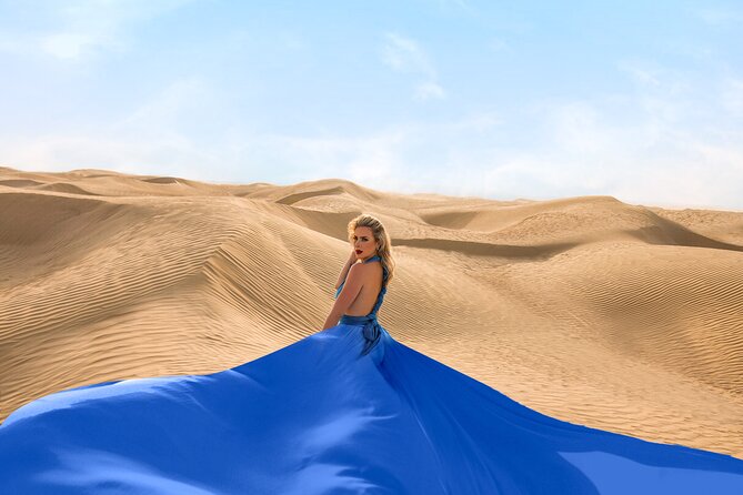 Dubai Flying Dress Private Photoshoot in the Desert - Photo delivery: originals fast, retouches later