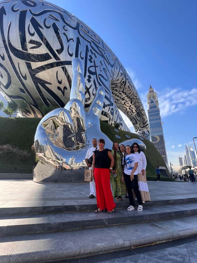 Dubai: Future Museum, Burj Al Arab, and Dubai Frame Tour - Burj Al Arab Photo Stop: How to Think About Those 15 Minutes