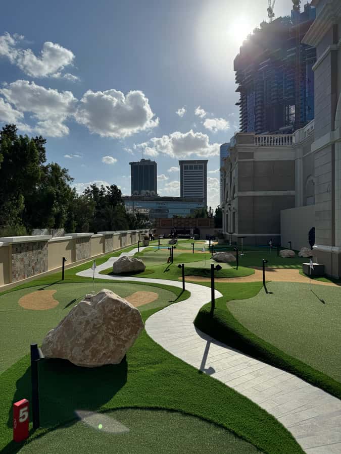 Dubai: Golf Simulator Play & Dine Experience - Price and value at about $61 per person