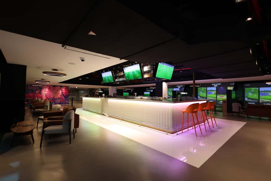 Dubai: Golf Simulator Play & Dine Experience - Your 60-minute Trackman simulator session, and how to make it count