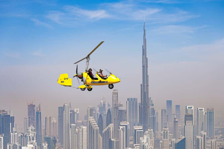 Dubai: Gyrocopter Introductory Flight - Entering Skydive Dubai Palm Dropzone, and What Happens Before Takeoff