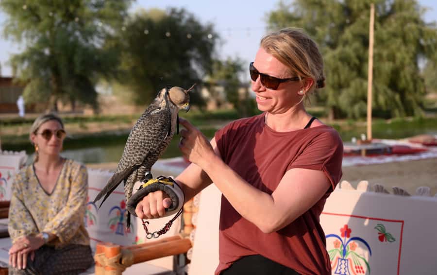 Dubai: Half-Day Camel Trekking with Al Marmoom Breakfast - Wildlife Spotting in Al Marmoom: Lizards, Birds, and the Oryx Search