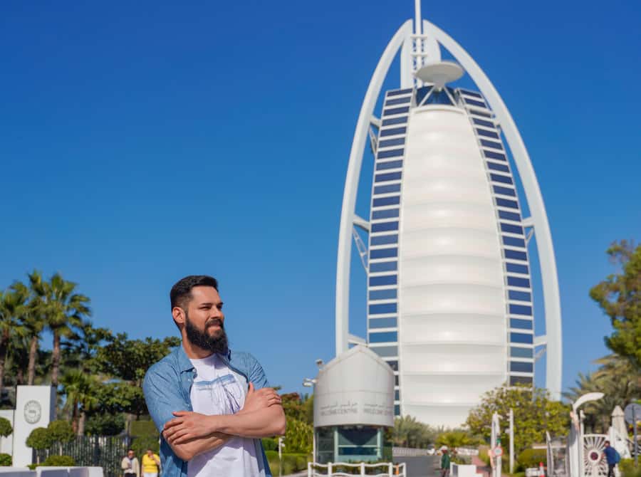 Dubai: Half-Day City Tour with Blue Mosque, Creek, and Souks - Entering Dubai’s Blue Mosque: what to expect at Al Farooq Omar Bin Al Khattab Mosque