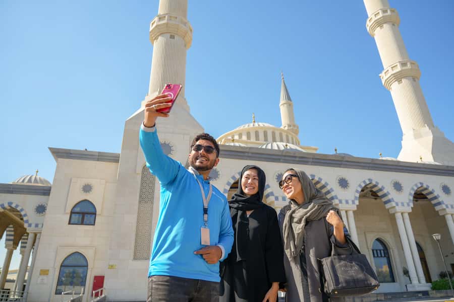 Dubai: Half-Day City Tour with Blue Mosque, Creek, and Souks - Jumeirah Beach and the Burj Al Arab photo stop: quick, iconic, and usually worth it